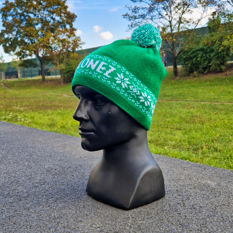 Czapka zimowa POLONEZ WARSZAWA z pomponem – wzmocnione strefy