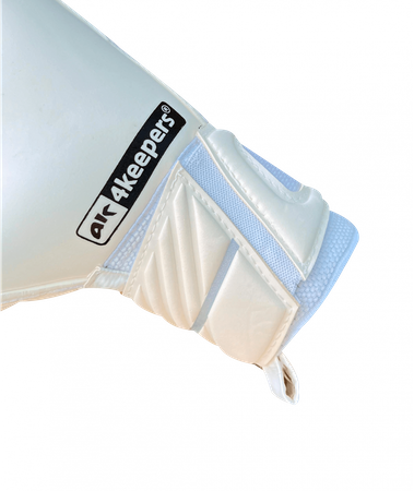 Rękawice 4Keepers Guard Pro MNC Junior z płynem do czyszczenia - pianka Giga Grip, krój Mixed Cut, usztywnienia palców