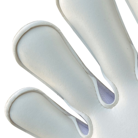 Rękawice 4Keepers Champ Black VII RF2G junior z płynem do czyszczenia - rękawice juniorskie na naturalne boiska