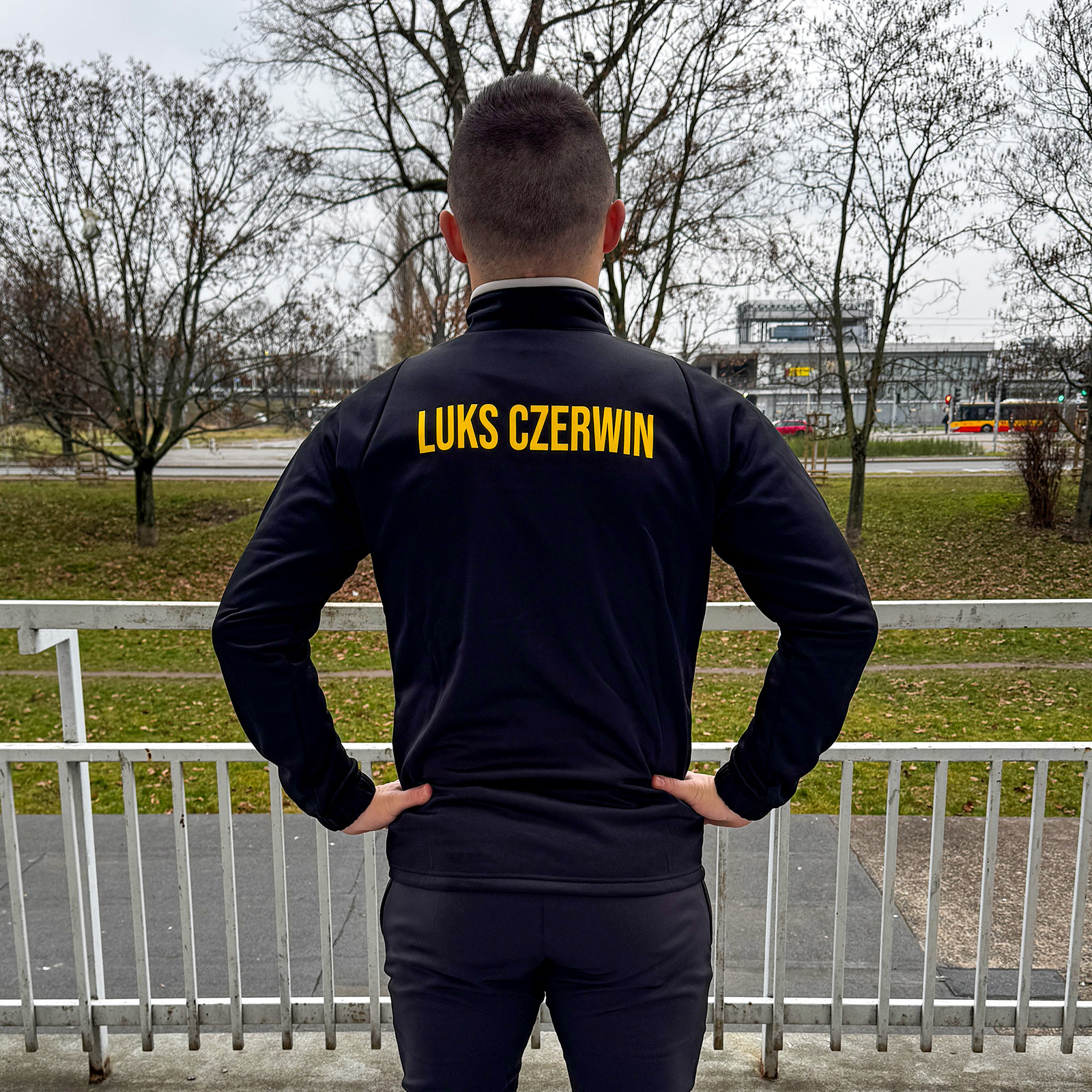 Bluza treningowa LUKS Czerwin czarna - nadruk na plecach