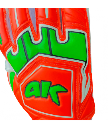 Rękawice 4Keepers Guard Fogo MNC Junior z płynem do czyszczenia - pianka Super Soft, krój Mixed Cut, usztywnienia palców