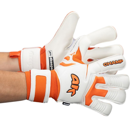 Rękawice 4Keepers Champ Training VII RF2G junior - rękawice bramkarskie z dobrym chwytem w rozmiarach juniorskich