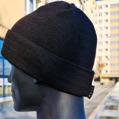 Czapka ONZE zimowa z wywinięciem i haftem