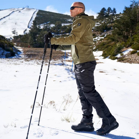Spodnie Joma Cervino 100929.100 czarne ocieplane spodnie dresowe idealne w czasie użytkowania na co dzień jak i w czasie treningu