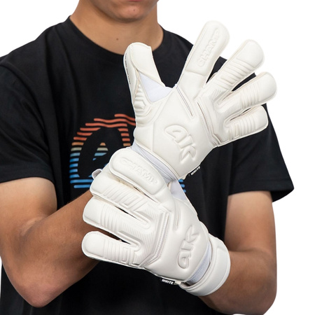 Rękawice 4Keepers Champ Gold White VII RF2G junior z płynem do czyszczenia rękawic gratis - czysta biel, profesjonalny chwyt