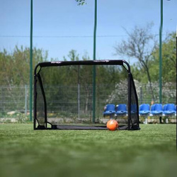 Bramka piłkarska Yakima GIZA 180x120 cm – czarna, profesjonalna, 15 kg