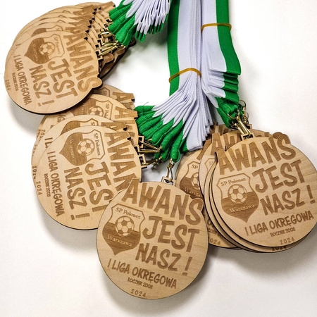 Medal drewniany personalizowany - grawerowany laserowo