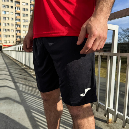 Komplet meczowy SPARTA LEONCIN – koszulka z herbem DTF, numer, spodenki i getry czarne, personalizowany