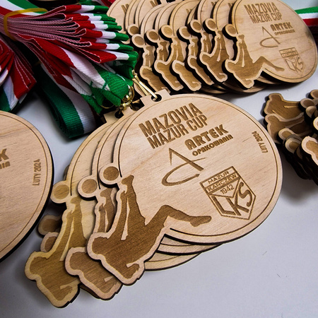 Medal drewniany personalizowany - grawerowany laserowo