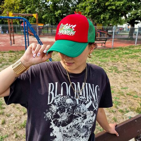 Czapka z daszkiem typu trucker