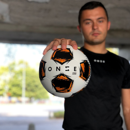 Piłka ONZE Light J350 KS TERESIN– piłka juniorska o wadze 340-360g
