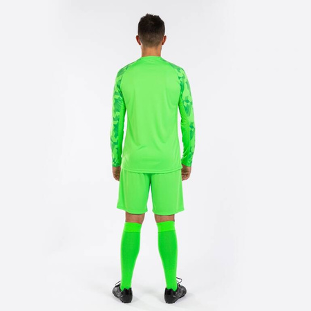 Zestaw bramkarski Joma Zamora VII 102789.020 SET - trzyczęściowy komplet w intensywnym zielonym kolorze, koszulka z długim rękawem i geometrycznym wzorem, elastyczne szorty, profesjonalne getry