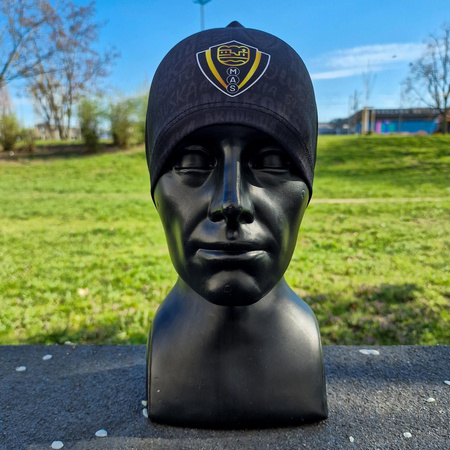 Czapka treningowa MAKOWSKA AKADEMIA SPORTU – elastyczna czapka z nadrukiem sublimacyjnym, uniwersalny rozmiar dla kibiców