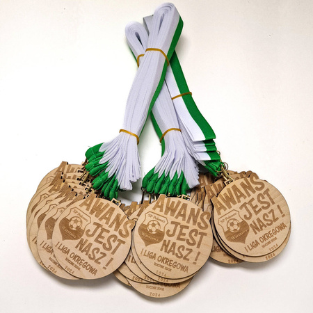 Medal drewniany personalizowany - grawerowany laserowo