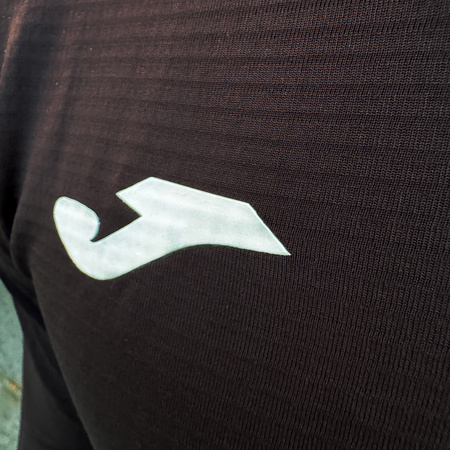 Koszulka termoaktywna Joma BRAMA 103057.100 czarna - klasyczna ochrona termiczna