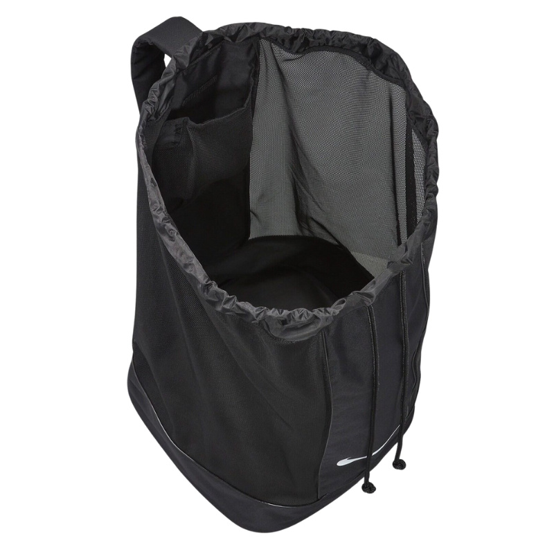 Worek na piłki Nike - pojemność