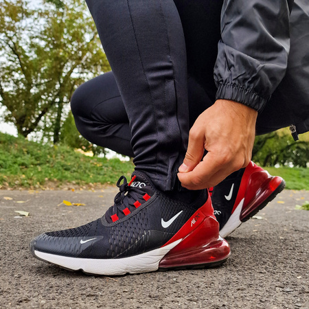 Spodnie Joma Eco Supernova 103194.100 czarne spodnie dresowe na co dzień jak i do treningu zapewniające optymalne dopasowanie