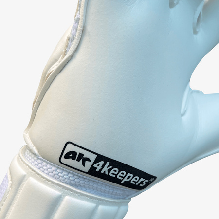 Rękawice 4Keepers Champ Black VI RF2G Junior z płynem do czyszczenia - technologia Super Soft Grip, krój Roll Finger 2nd Gen, elegancka biel