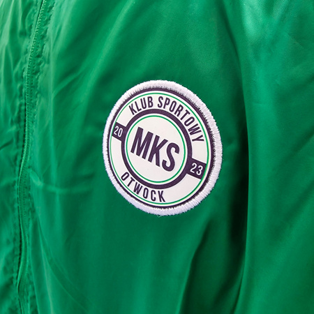 Ortalion MKS OTWOCK zielony – przeciwdeszczowy z kapturem, herbem żakardowym, kieszeniami, personalizowany