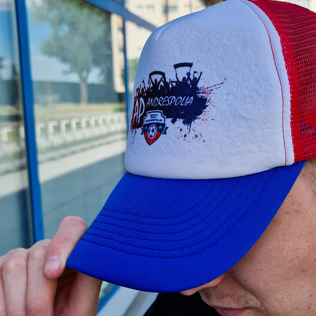 Czapka z daszkiem typu trucker