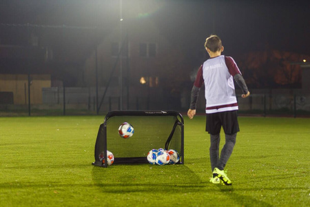 Bramka piłkarska Yakima GIZA 120x80 cm – profesjonalna przenośna bramka do treningów i rozgrywek