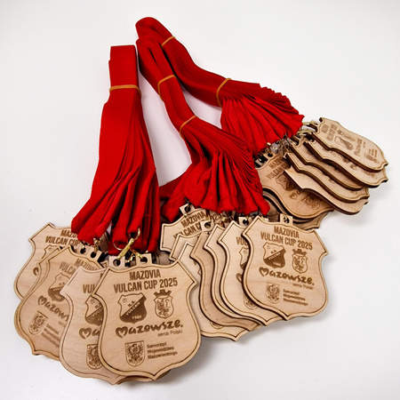 Medal drewniany personalizowany - grawerowany laserowo
