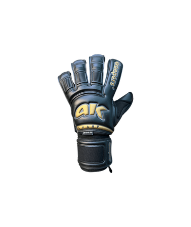 Rękawice 4Keepers Champ Gold Black VI RF2G Junior z płynem do czyszczenia - technologia Giga Grip, krój Roll Finger 2nd Gen, ekskluzywny czarno-złoty design