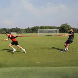 Pas do treningu szybkościowego na uwolnienie YAKIMA 100180 – oporowa taśma do poprawy siły i dynamiki