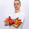 Rękawice 4KEEPERS NEO LAVA NC Junior z płynem do czyszczenia - technologia NEW BASIC GRIP i nowoczesna czerwona kolorystyka z żółtymi akcentami