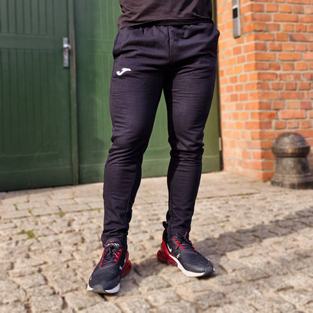 Spodnie Joma Street 102038.100 czarne spodnie dresowe na co dzień jak i do treningu zapewniające optymalne dopasowanie