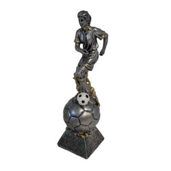 Statuetka piłkarska PC 23222 H19 piłkarka na piłce trofeum dla najlepszej zawodniczki 19 cm
