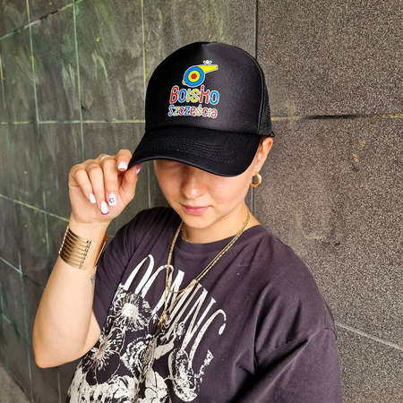 Czapka z daszkiem typu trucker