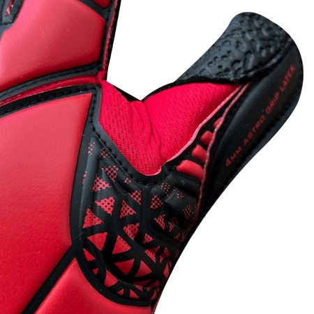 Rękawice 4Keepers Champ Astro VII HB junior z płynem do czyszczenia - pewny chwyt dla juniora na sztucznej nawierzchni