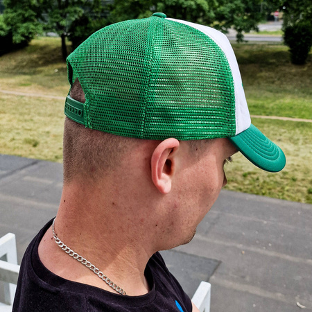 Czapka z daszkiem typu trucker