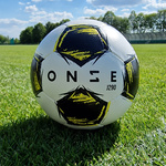 Piłka ONZE ULTRALIGHT J290 AP11 – juniorska piłka dla zawodników AP11 o wadze 280-300g